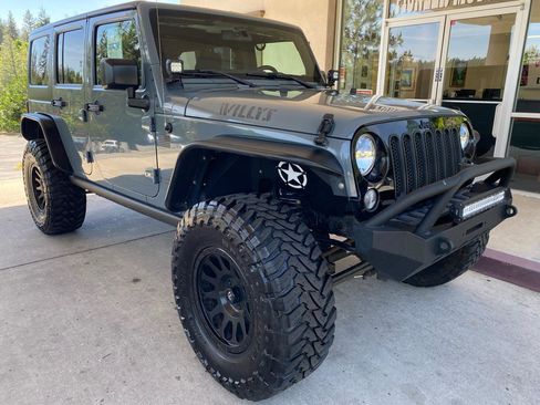 Used 2015 Jeep Wrangler Unlimited Sport AWD/4WD image 8