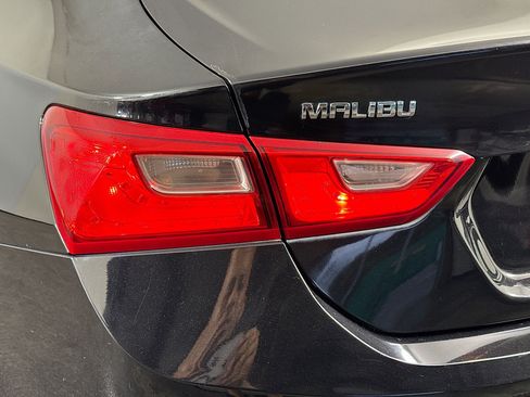 Used 2017 Chevrolet Malibu LS image 36