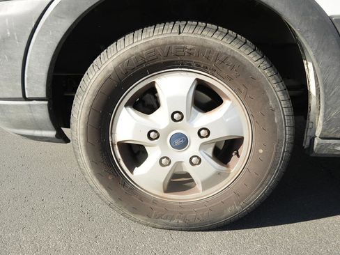 Used 2019 Ford Transit 350 XLT image 24