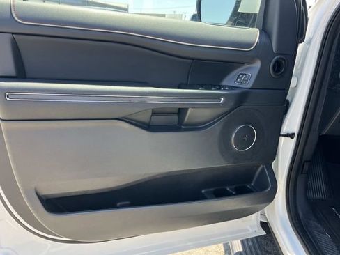 Certified 2024 Ford Expedition Limited AWD/4WD image 33