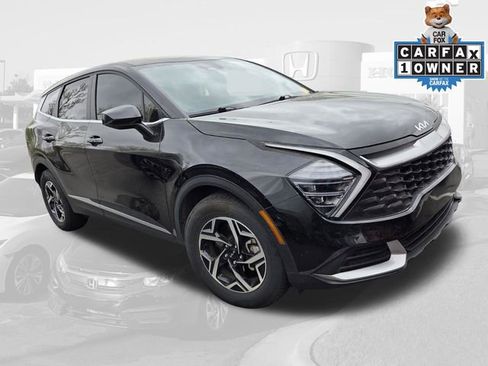 Used 2024 Kia Sportage LX image 2
