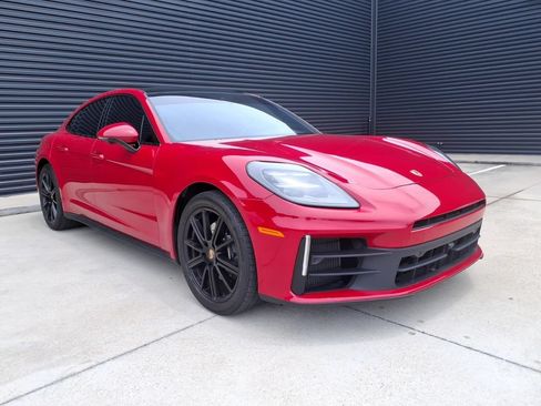 Certified 2026 Porsche Panamera 4 AWD/4WD image 8