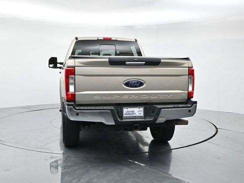 Used 2018 Ford F250 Lariat w/ Chrome Package image 8