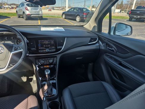 Used 2022 Buick Encore Preferred w/ Safety Package FWD image 10