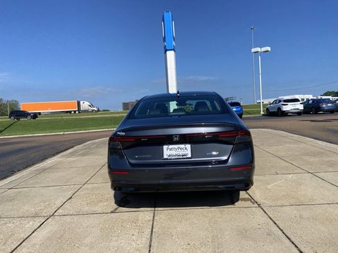 Used 2024 Honda Accord EX-L image 10