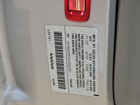 Used 2002 Volvo C70 HT image 27