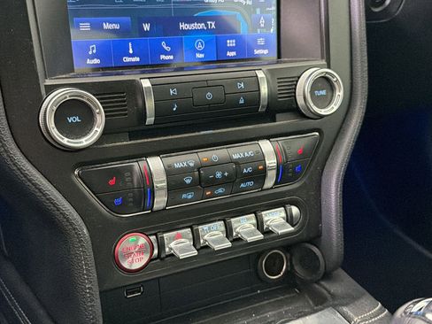 Used 2022 Ford Mustang GT Premium w/ Equipment Group 401A RWD image 19