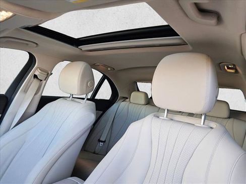 Used 2019 Mercedes-Benz E 300 image 16