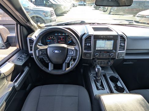 Used 2016 Ford F150 XLT w/ Equipment Group 302A Luxury image 16