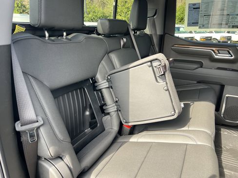 New 2026 Chevrolet Silverado 1500 LT Trail Boss w/ LT Trail Boss Premium Package image 38