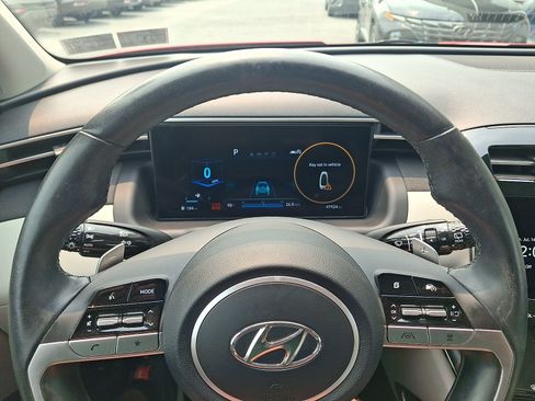 Certified 2022 Hyundai Tucson Limited AWD/4WD image 17