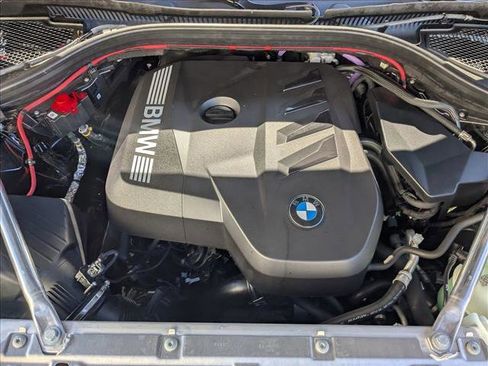 Certified 2025 BMW X3 xDrive30i w/ Convenience Package image 24