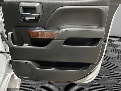 Used 2019 GMC Sierra 3500 SLT image 15