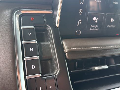 Used 2023 GMC Yukon SLE image 20