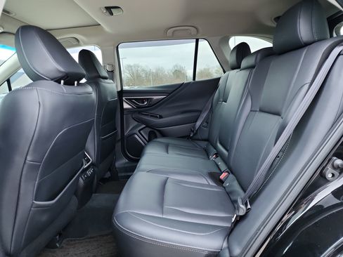Used 2022 Subaru Outback Limited XT image 11