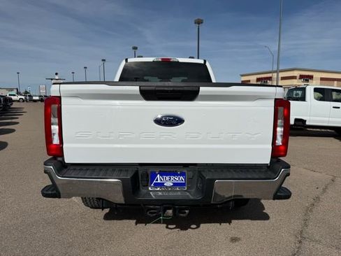 Used 2024 Ford F250 XLT image 9