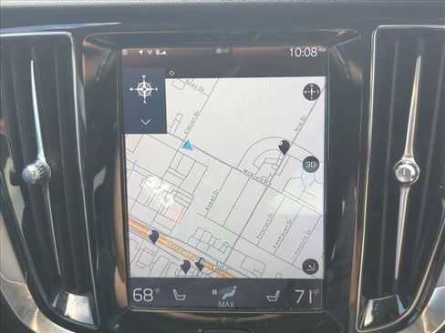 Used 2020 Volvo S60 T5 Momentum w/ Premium Package image 13