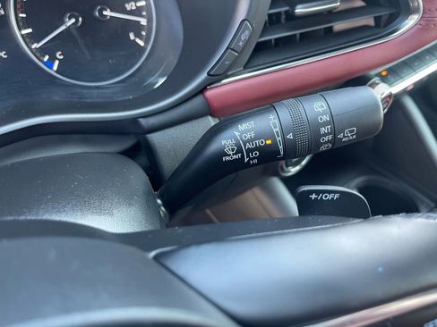 Used 2023 MAZDA MAZDA3 Premium Plus Hatchback 4D image 24