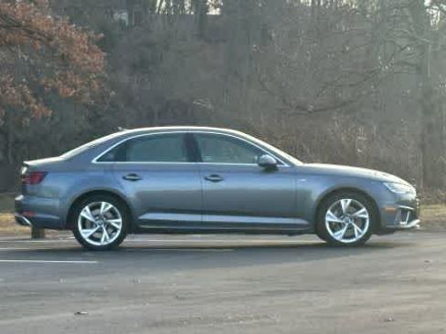 Used 2019 Audi A4 2.0T Premium w/ Convenience Package image 7