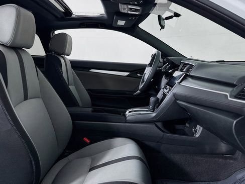 Used 2017 Honda Civic EX-T image 6