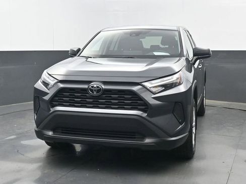 Used 2025 Toyota RAV4 LE image 19