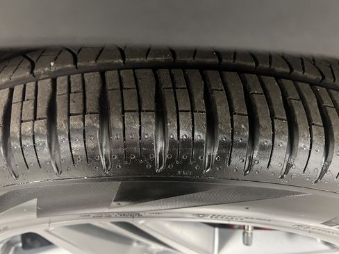 Used 2025 Ford Explorer ST image 10