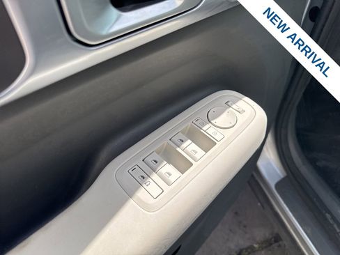 Used 2024 Hyundai Santa Fe SE image 19