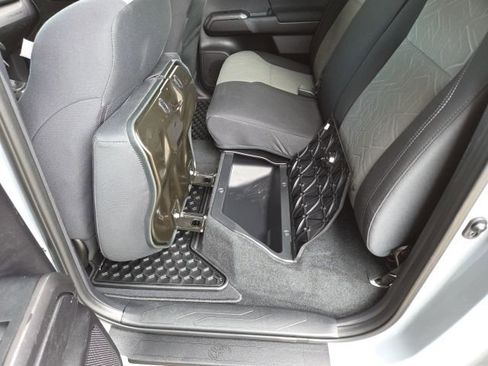 Used 2021 Toyota Tacoma TRD Off-Road image 48