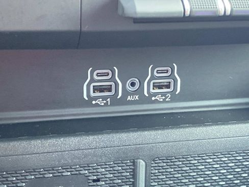 Used 2025 RAM 1500 Big Horn RWD image 32