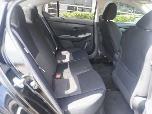 Used 2024 Nissan Sentra SV image 17