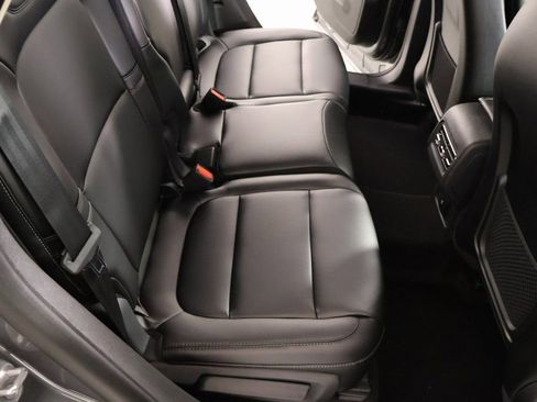 New 2026 Lincoln Corsair Premiere FWD image 15