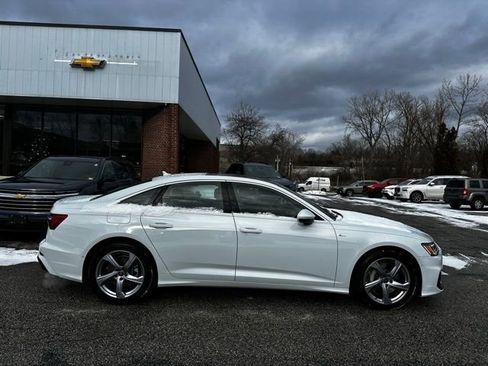 Used 2024 Audi A6 Premium Plus image 2