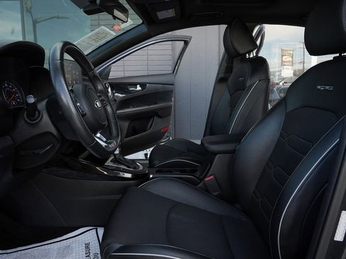 Used 2020 Kia Forte GT-Line w/ GT-Line Premium Package image 11