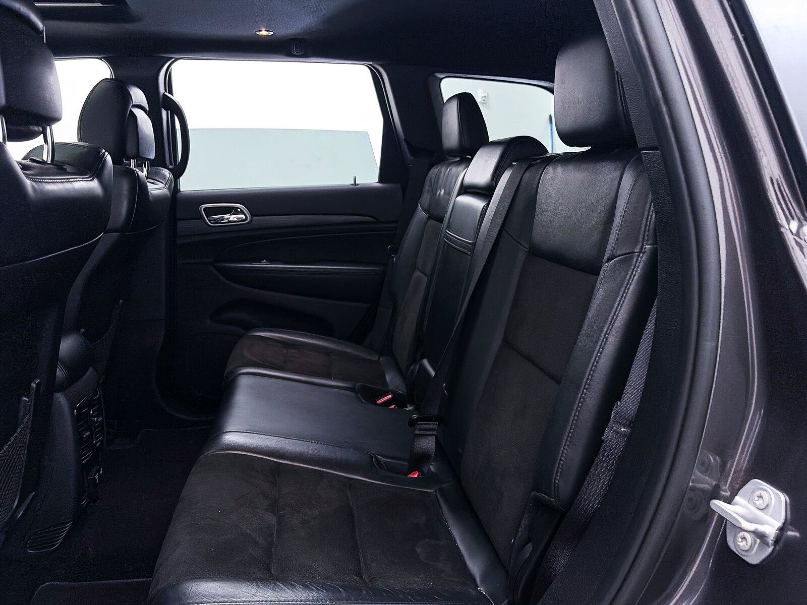 Used 2019 Jeep Grand Cherokee Altitude AWD/4WD image 33
