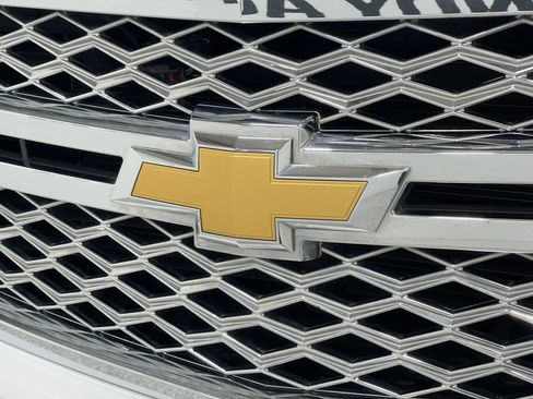 Used 2017 Chevrolet Tahoe LT AWD/4WD image 40