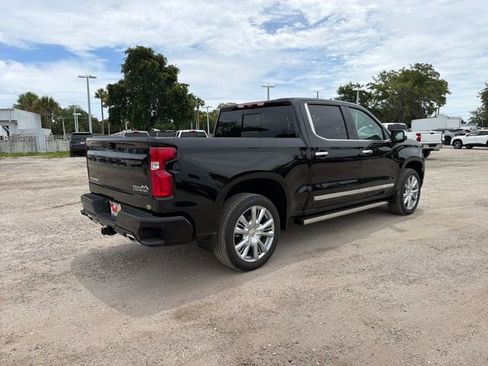 New 2026 Chevrolet Silverado 1500 High Country AWD/4WD image 14