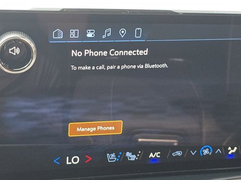 New 2026 Chevrolet Suburban Premier image 10