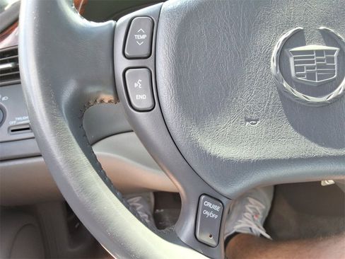 Used 2003 Cadillac De Ville Limousine image 29