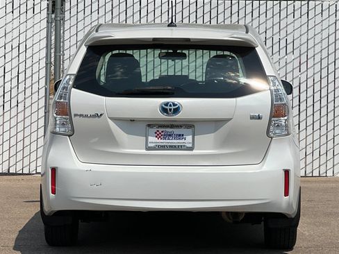 Used 2013 Toyota Prius V Three FWD image 5