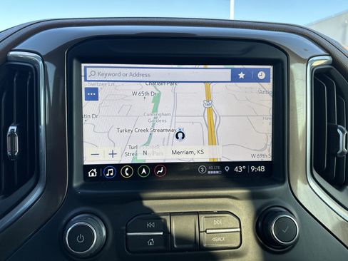 Used 2021 Chevrolet Silverado 2500 High Country w/ Z71 Off-Road Package image 24