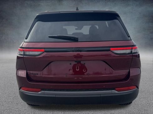 New 2026 Jeep Grand Cherokee Altitude AWD/4WD image 7