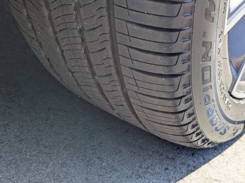 New 2026 Jeep Cherokee Overland AWD/4WD image 12