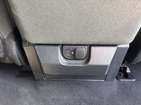 Used 2023 Ford F150 XLT image 25