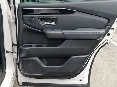 Used 2023 Honda Pilot EX-L image 31