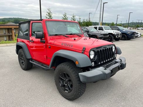 Used 2015 Jeep Wrangler Sport AWD/4WD image 2