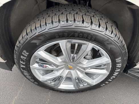 Used 2023 Chevrolet Tahoe High Country image 12