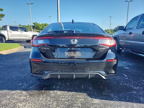 Used 2024 Honda Civic Sport image 7