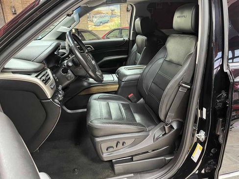 Used 2018 GMC Yukon Denali w/ Denali Ultimate Package AWD/4WD image 19