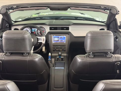 Used 2014 Ford Mustang GT w/ Electronics Package RWD image 30