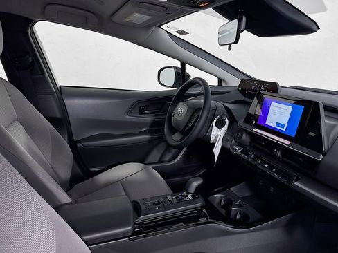New 2026 Toyota Prius LE image 31